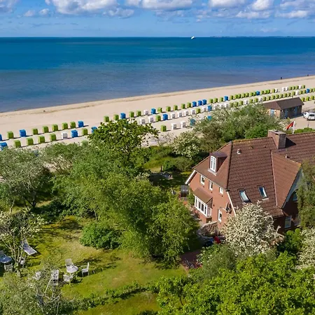 Strandlaeufer Im Haus Suedstrand